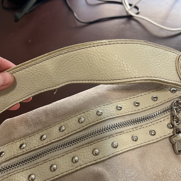 Kathy Van Zeeland Iridescent Cream Hobo With Silver Studs & Hardware EUC - Picture 3 of 8